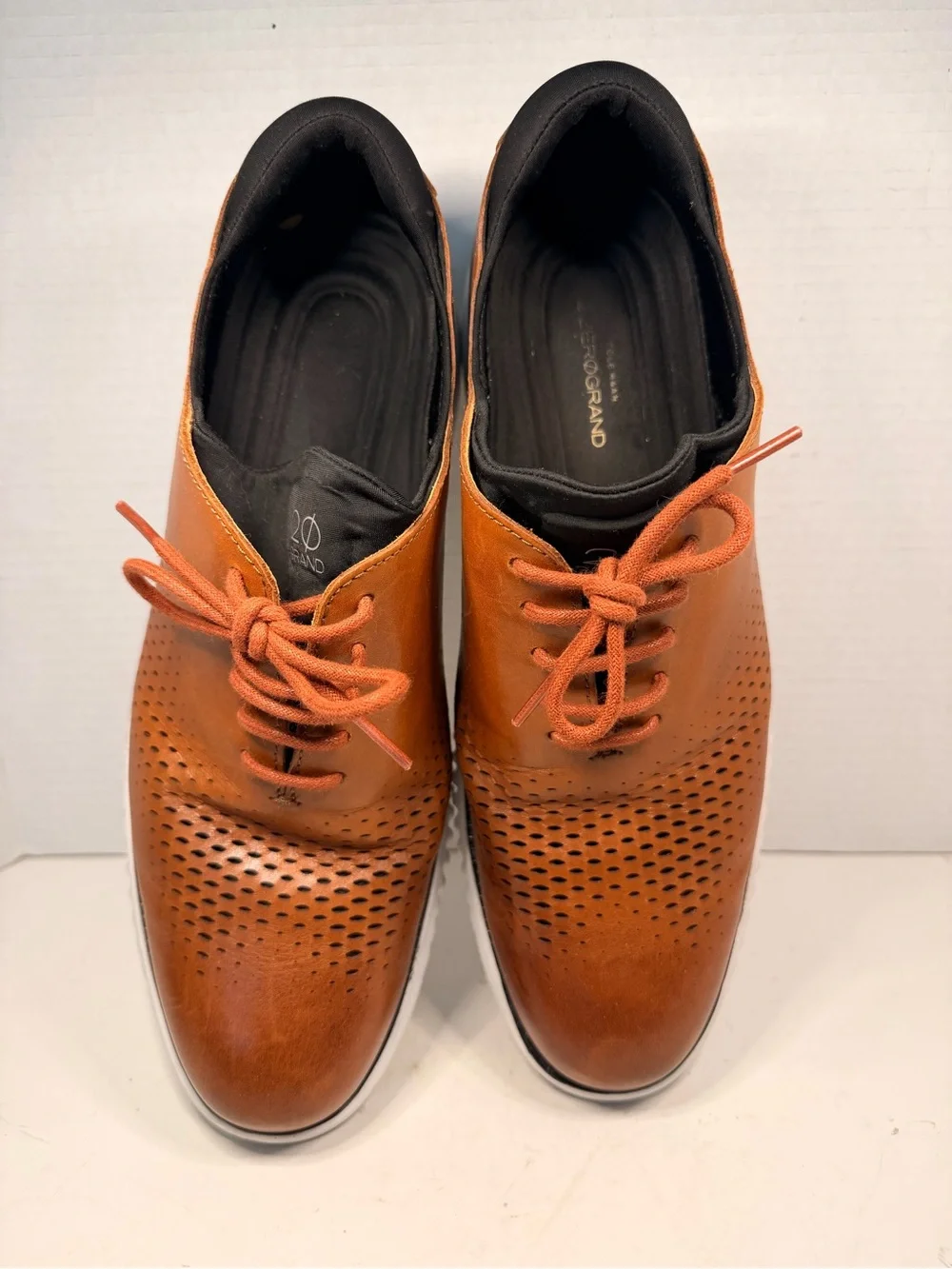 Cole Haan Men's 2. ZEROWGRAND Perforated Leather Laser Cut Oxfords Size 10.5